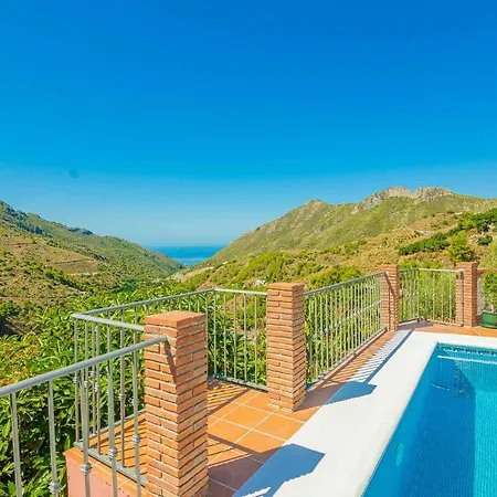 Holiday home Con Piscina Privado En Paraje Natural Unico Nerja