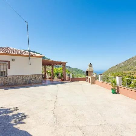 Con Piscina Privado En Paraje Natural Unico Holiday home *