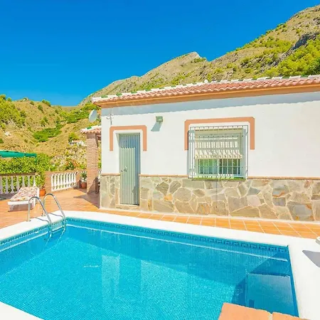Con Piscina Privado En Paraje Natural Unico Holiday home *
